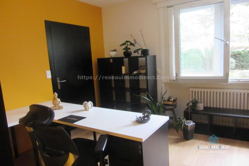 Propriété - 276 m² - 6 pièces