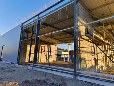 Local d'activités - 641 m²