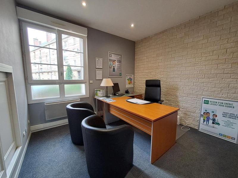 Bureau - 64 m² - 5 pièces