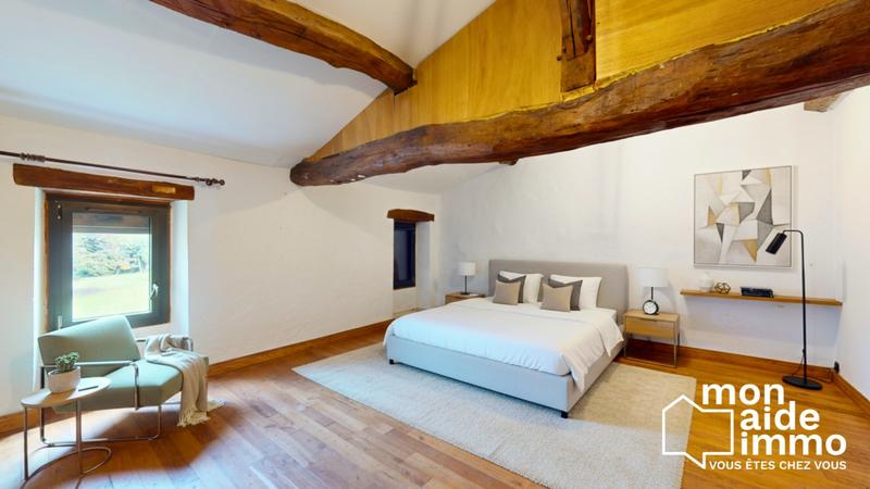 Maison - 215 m² - 7 pièces