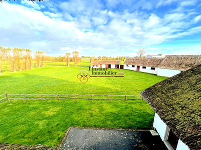 Demeure - 240 m² - 5 pièces