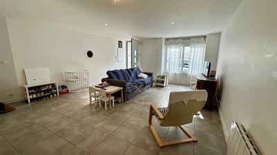 Maison - 104 m² - 4 pièces