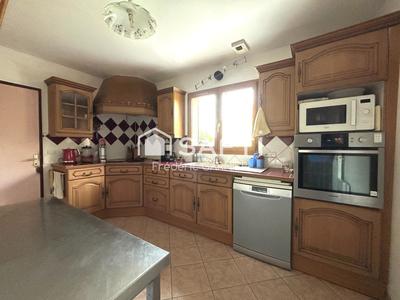 Maison - 104 m² - 6 pièces