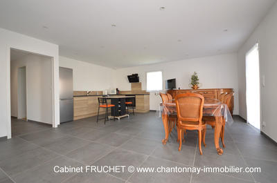 Maison - 92 m² - 4 pièces