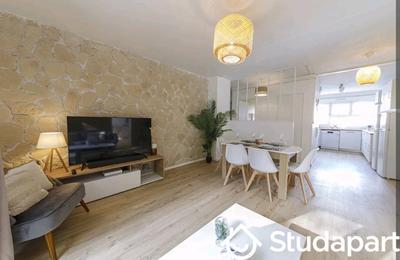 Chambre - 14 m² - 1 pièce