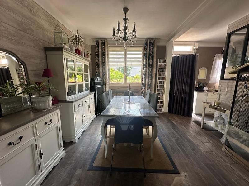 Maison - 142 m² - 4 pièces