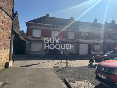 Maison - 240 m² - 12 pièces