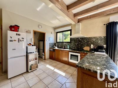 Maison - 138 m² - 5 pièces