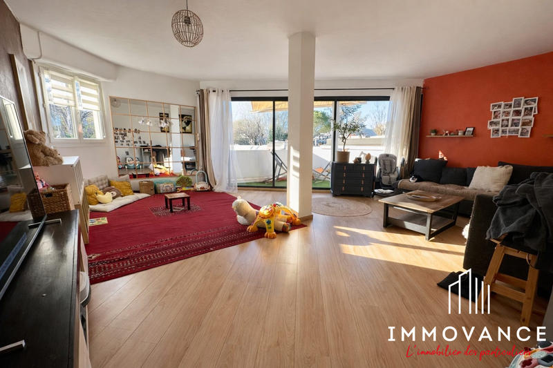 Appartement - 84 m² - 3 pièces