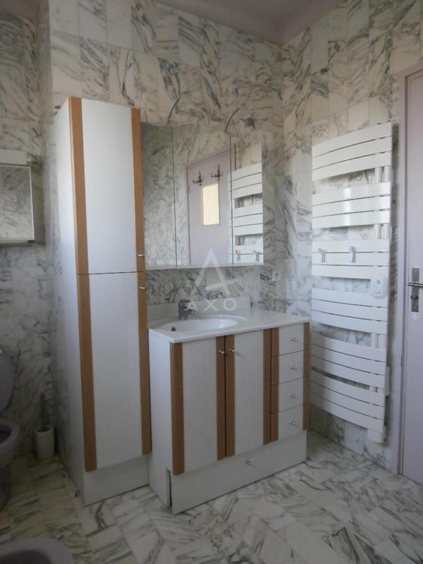 Maison - 190 m² - 7 pièces