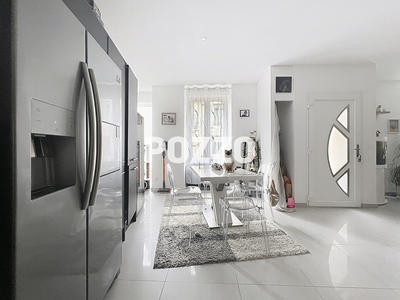 Maison - 104 m² - 5 pièces