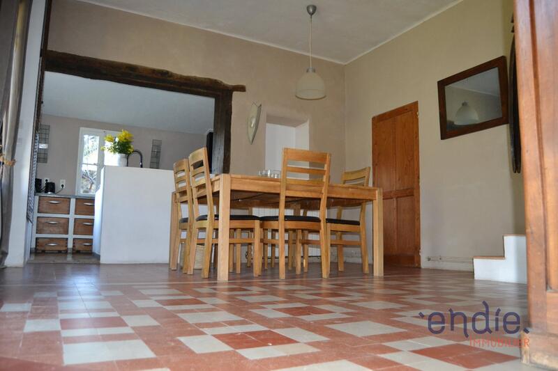 Maison - 180 m² - 7 pièces