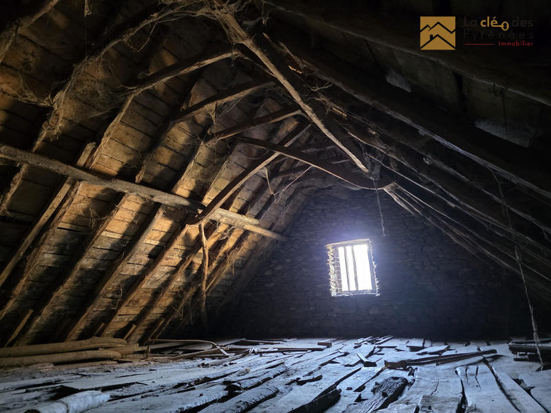 Maison ancienne - 120 m² - 1 pièce