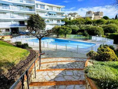 Appartement - 96 m² - 4 pièces