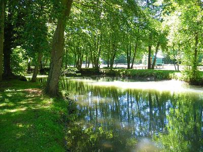 Maison - 530 m² - 19 pièces