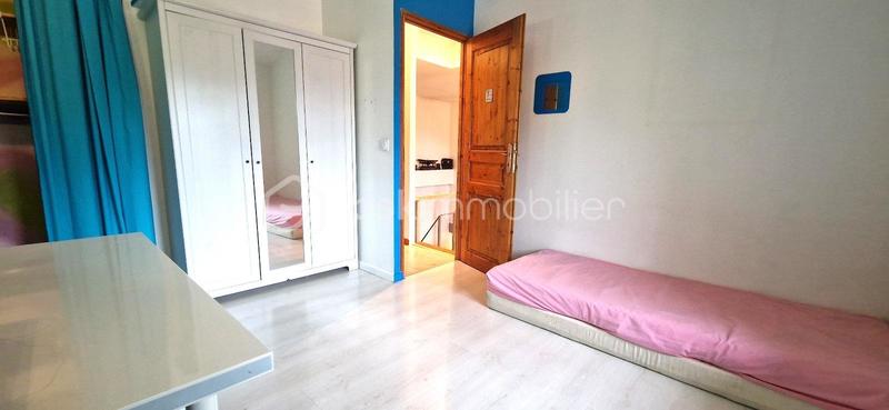 Appartement - 100 m² - 5 pièces