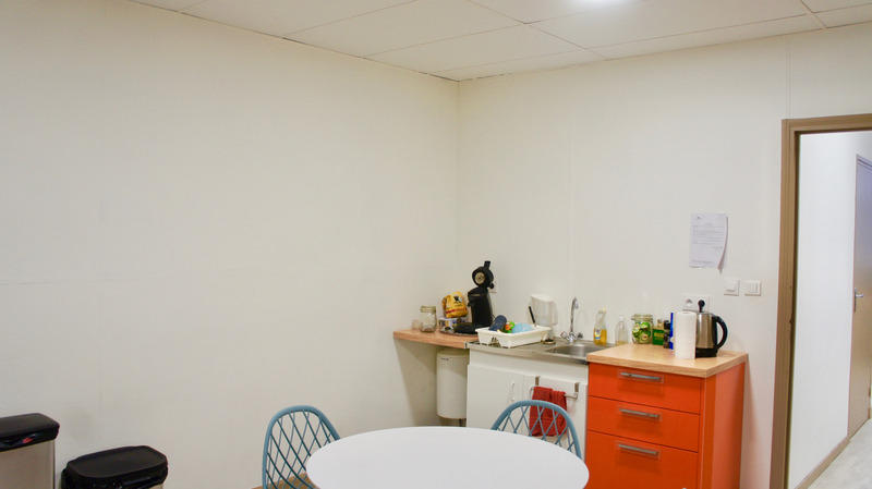 Bureau - 115 m² - 5 pièces