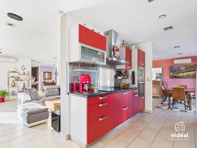 Villa - 150 m² - 4 pièces