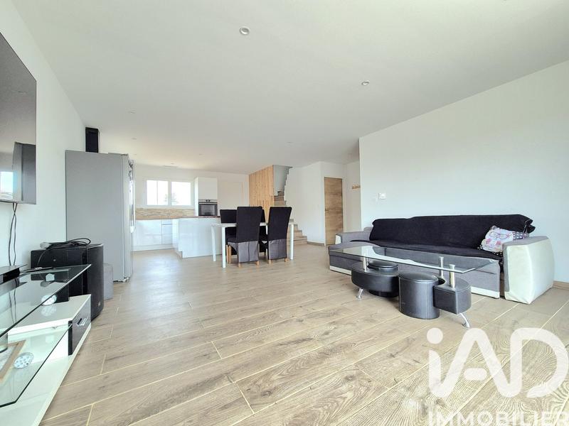 Maison - 101 m² - 4 pièces