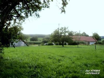 Terrain constructible - 850 m²