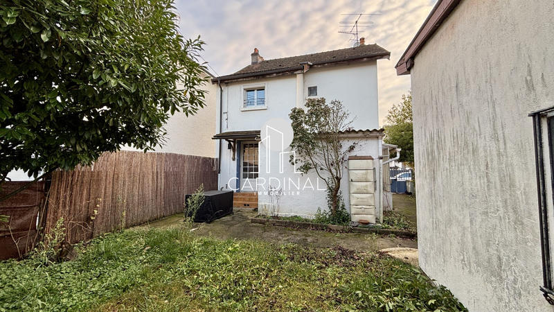 Maison - 85 m² - 4 pièces