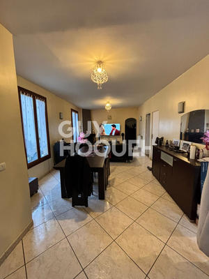 Maison - 79 m² - 5 pièces