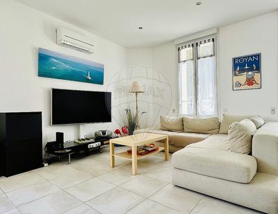 Appartement - 80 m² - 4 pièces