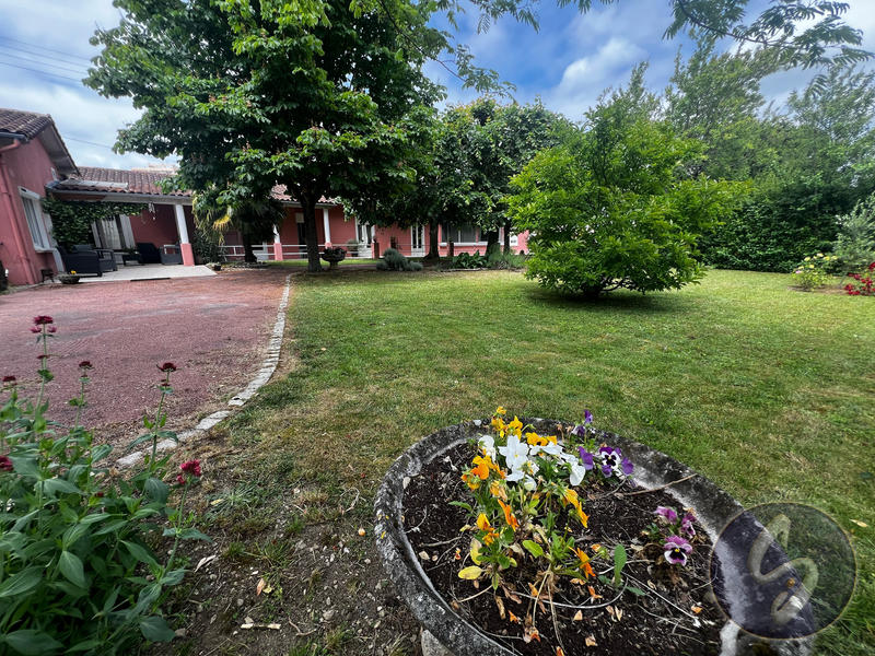 Maison - 162 m² - 7 pièces