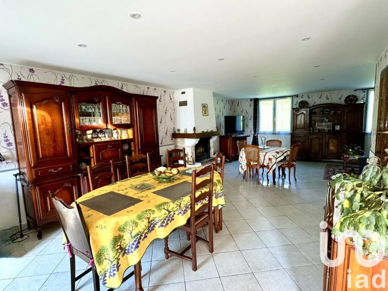 Maison - 200 m² - 6 pièces