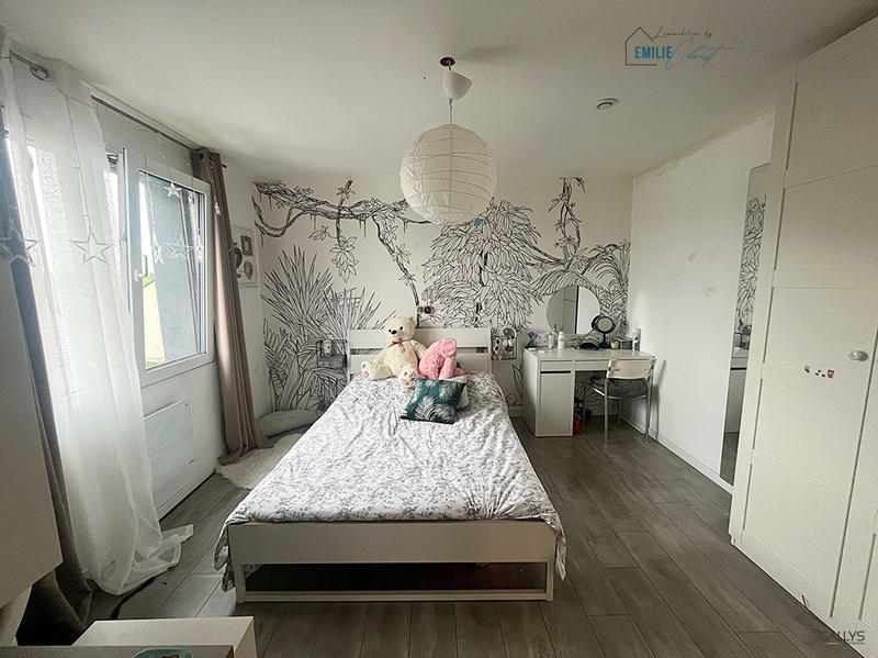 Maison - 195 m² - 7 pièces