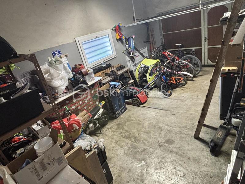 Maison - 187 m² - 7 pièces