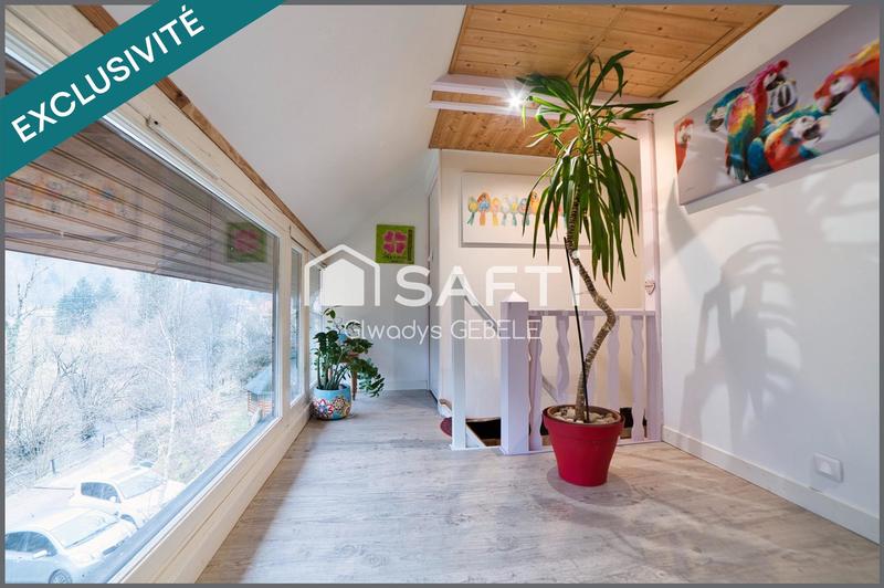 Maison - 214 m² - 10 pièces