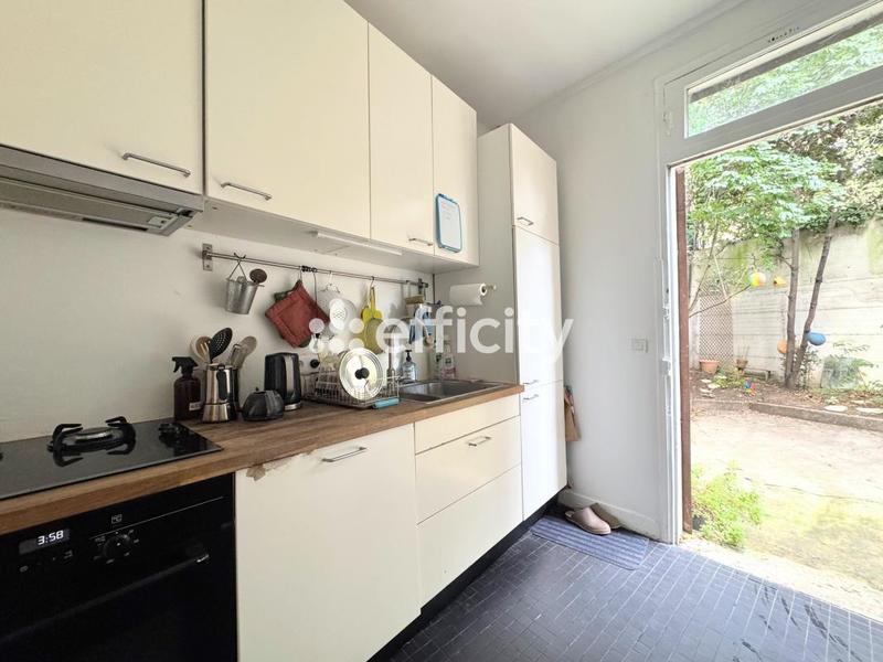 Maison de ville - 100 m² - 5 pièces