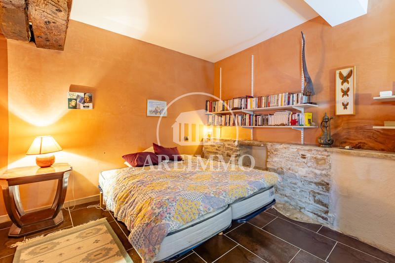 Maison de village - 218 m² - 7 pièces