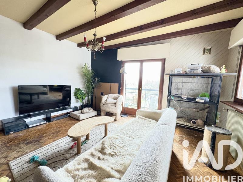 Appartement - 100 m² - 5 pièces