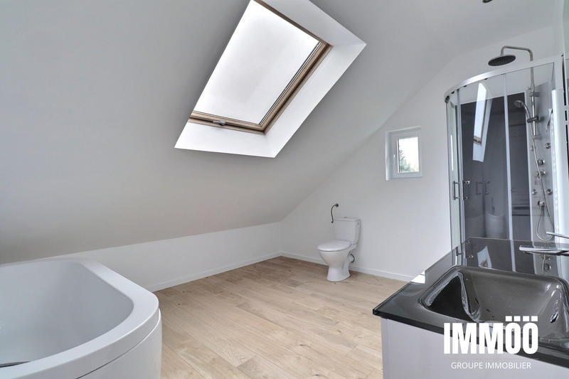 Maison - 130 m² - 6 pièces