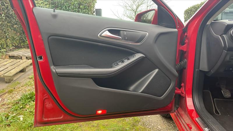 Mercedes Classe a III 180 122 Intuition