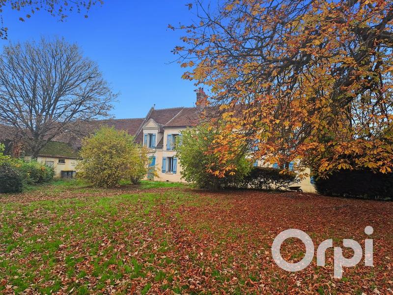 Propriété - 181 m² - 6 pièces