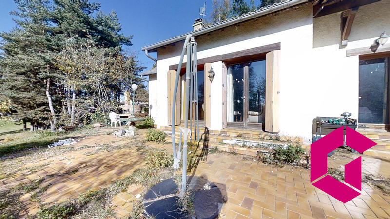 Maison - 143 m² - 7 pièces