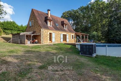 Maison en pierre - 130 m² - 4 pièces