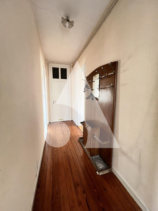 Immeuble - 200 m² - 9 pièces