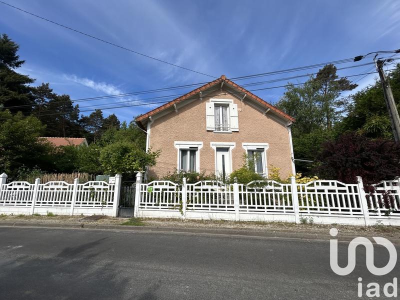 Maison - 99 m² - 5 pièces