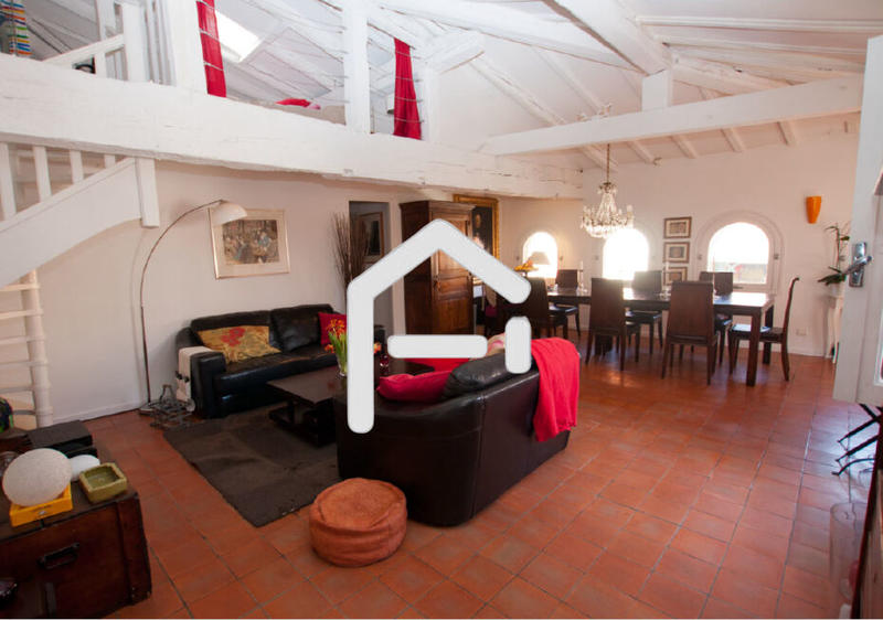 Appartement - 105 m² - 5 pièces