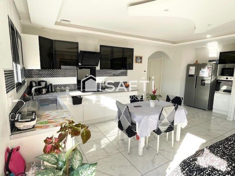 Maison - 91 m² - 4 pièces