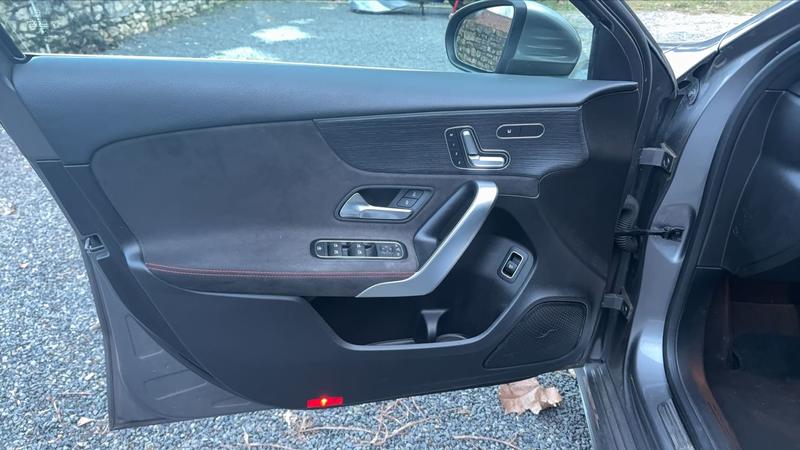 Mercedes Classe a Berline 180 d 116 7g-Dct Amg Line - Automatique Toit ouvrant