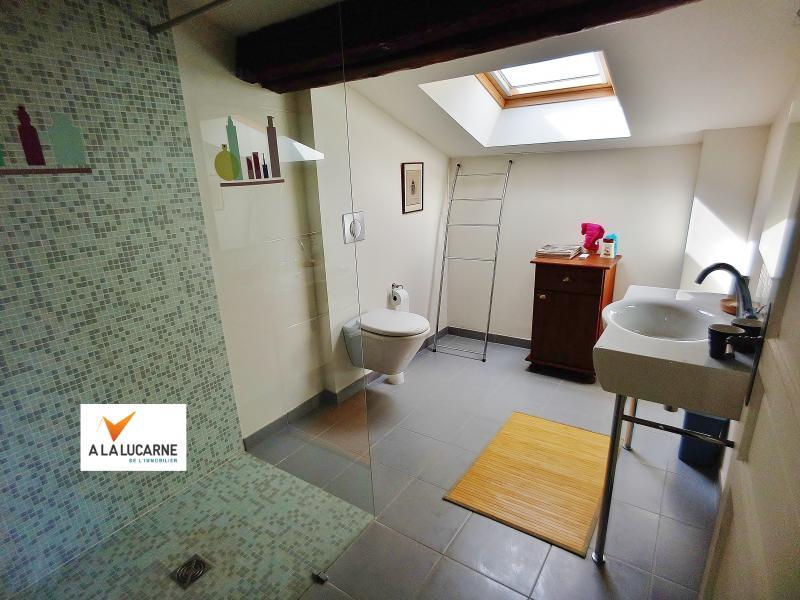 Maison - 255 m² - 9 pièces