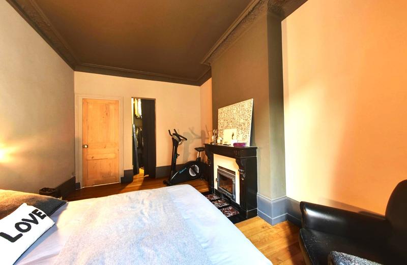 Appartement - 152 m² - 5 pièces