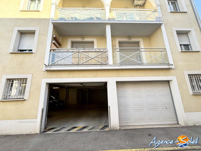 Parking / Garage - 13 m²