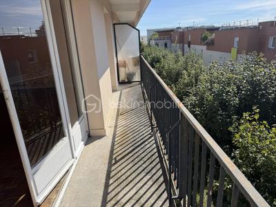 Appartement - 84 m² - 4 pièces