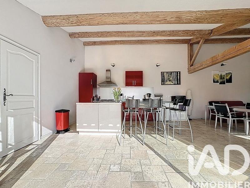 Maison - 284 m² - 10 pièces